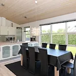 8 Person In Hals-by Traum Holiday home Hals